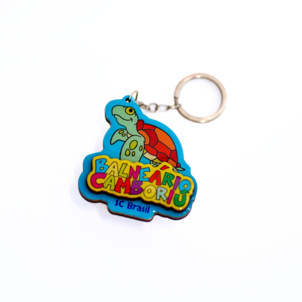 Chaveiro MDF duplo resinado personalizado, souvenir Arteria Brasil